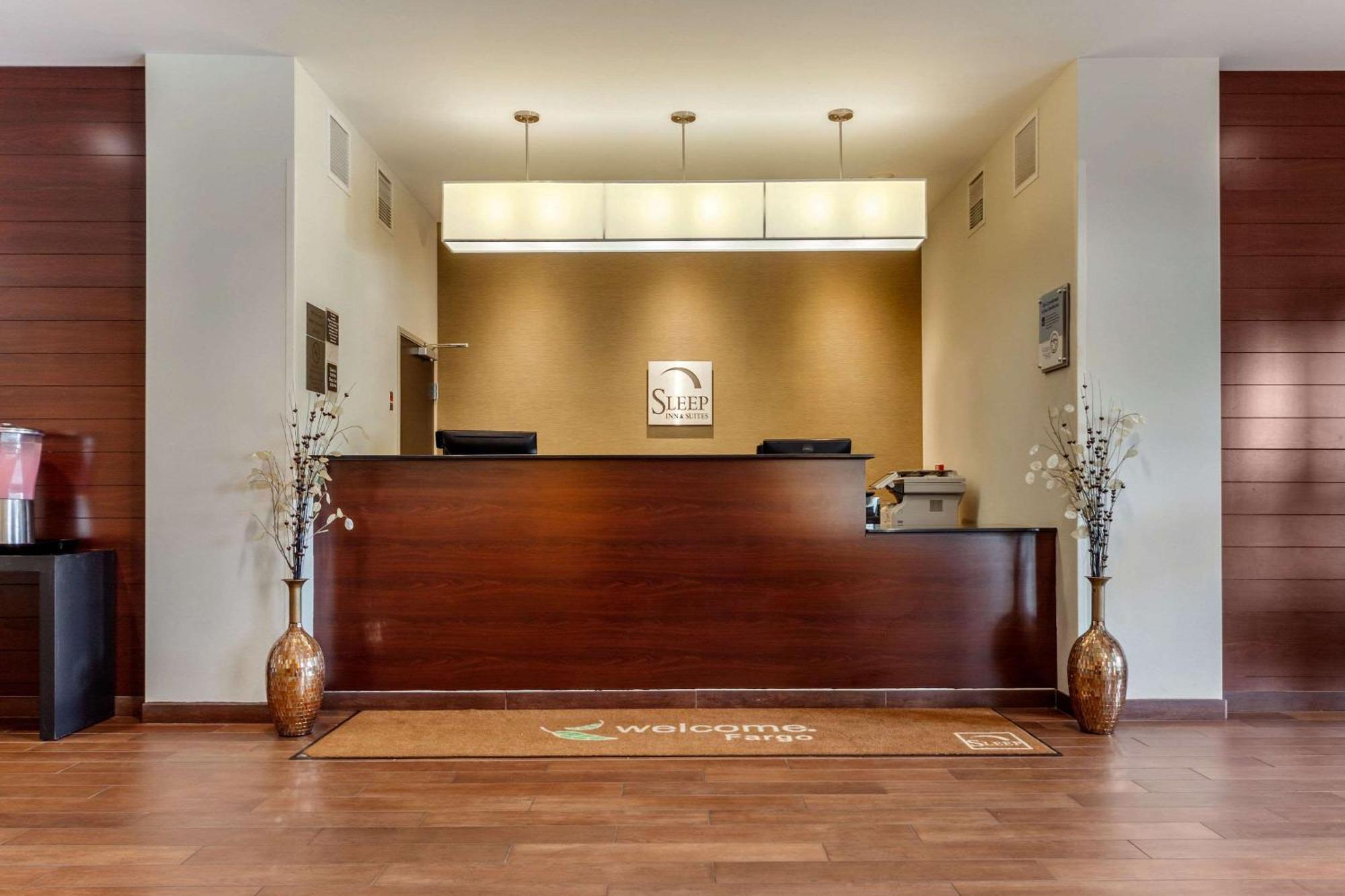 Sleep Inn&Suites Fargo Medical Center Buitenkant foto