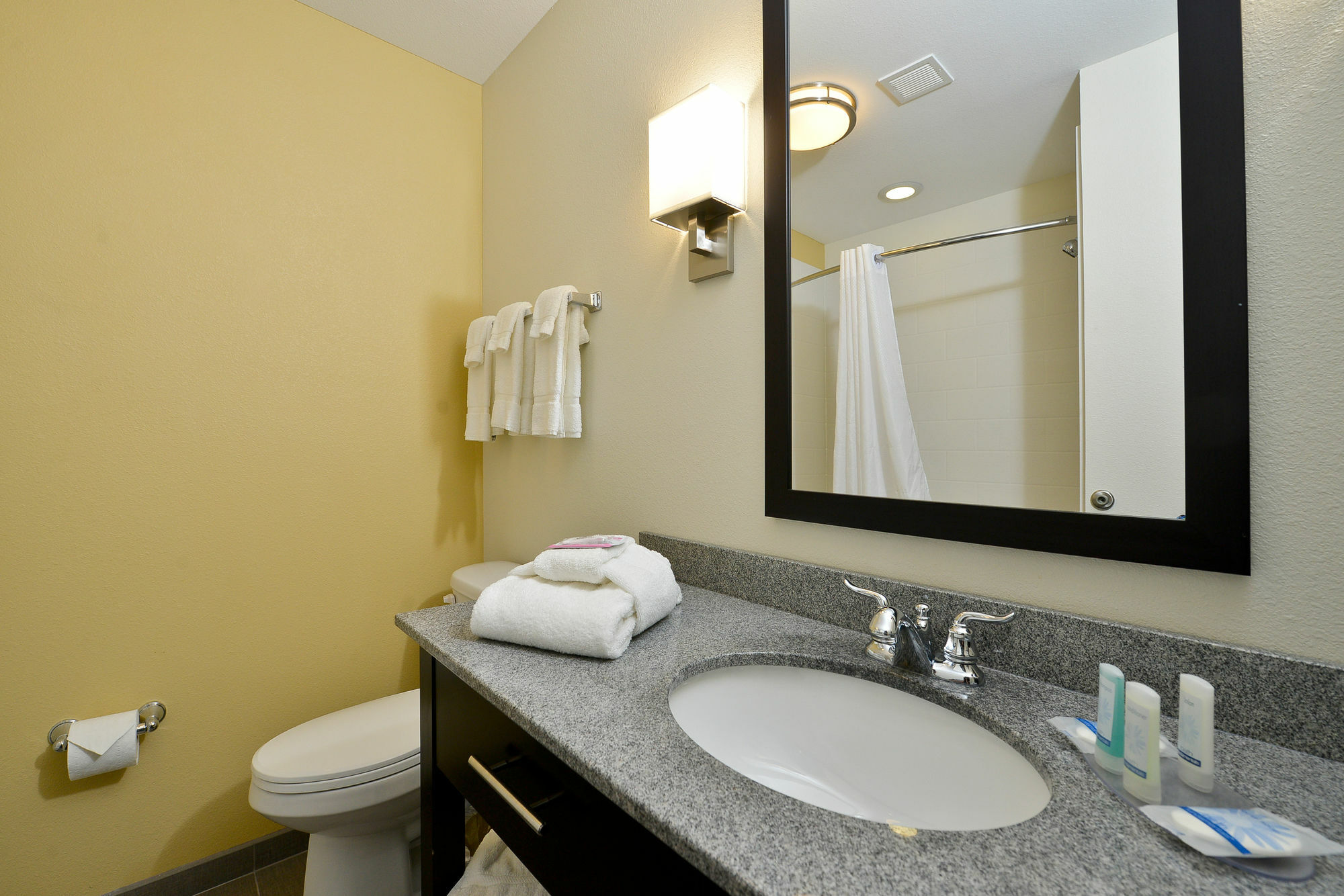 Sleep Inn&Suites Fargo Medical Center Buitenkant foto
